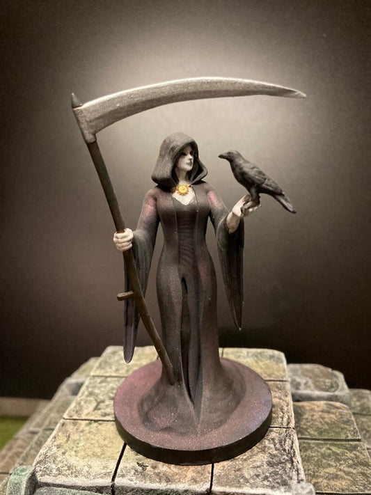 The Raven Queen miniature model for D&D - Dungeons and Dragons, Pathfinder and Tabletop RPGs