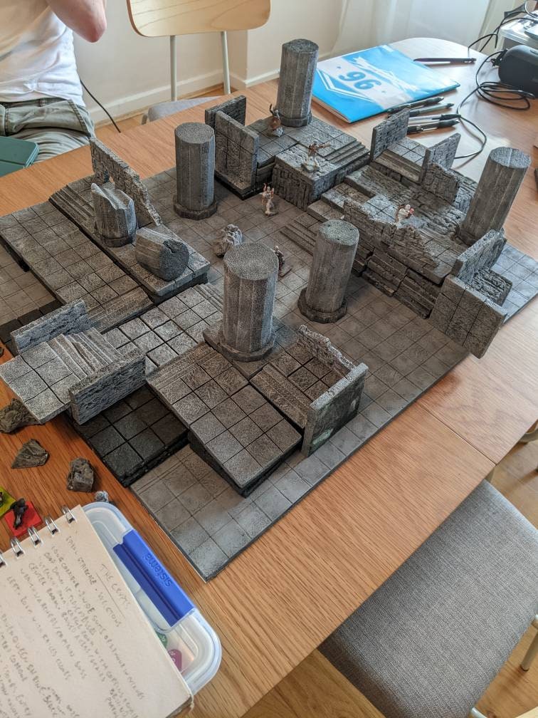 Large Columns Set for Dungeons and Dragons/ Warhammer/ TTRPGs/ Wargaming Terrain