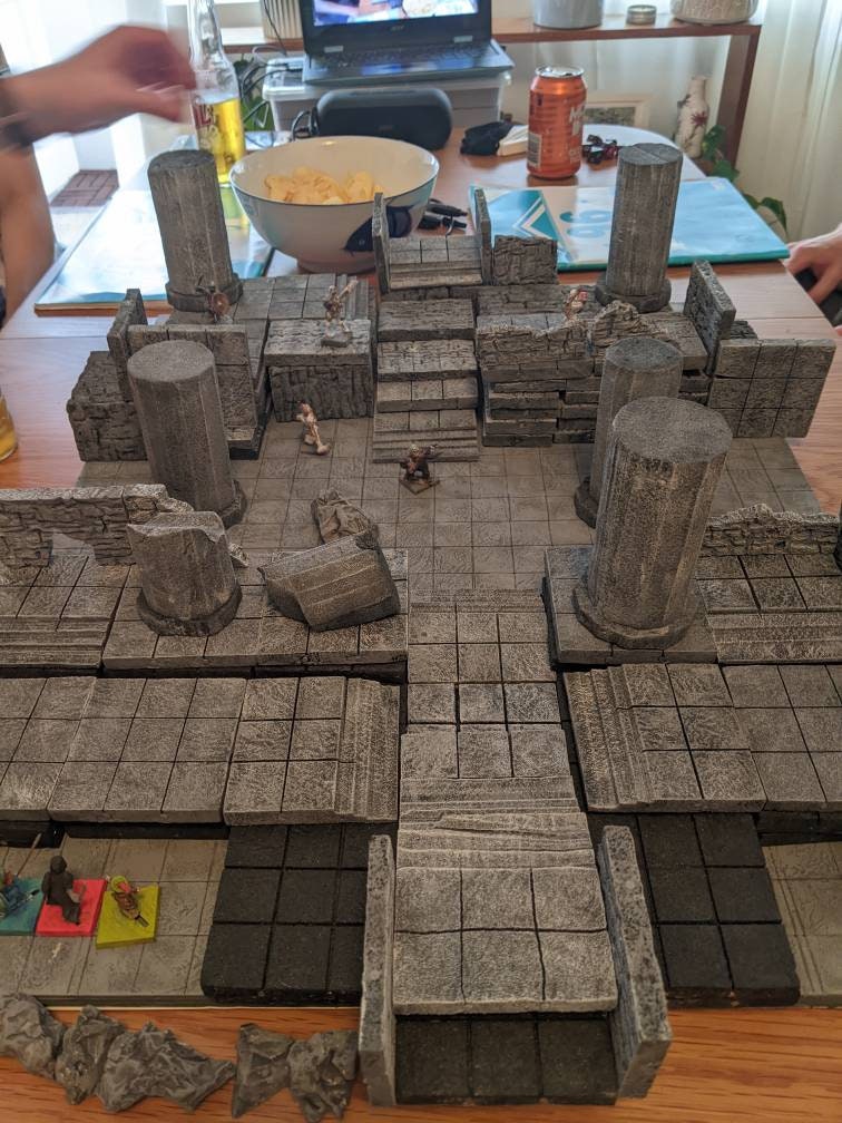 Large Columns Set for Dungeons and Dragons/ Warhammer/ TTRPGs/ Wargaming Terrain