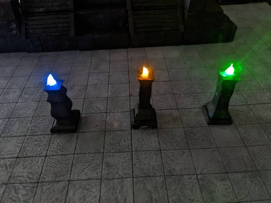 LED Flickering Torch Pillar set of 4 for Dungeons & Dragons, Warhammer, Age of Sigmar and other Tabletop RPG terrain