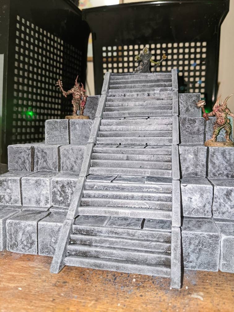 Modular Magnetic Ziggurat Pyramid Temple for D&D, Wargaming Terrain, Warhammer Age of Sigmar, TTRPGs