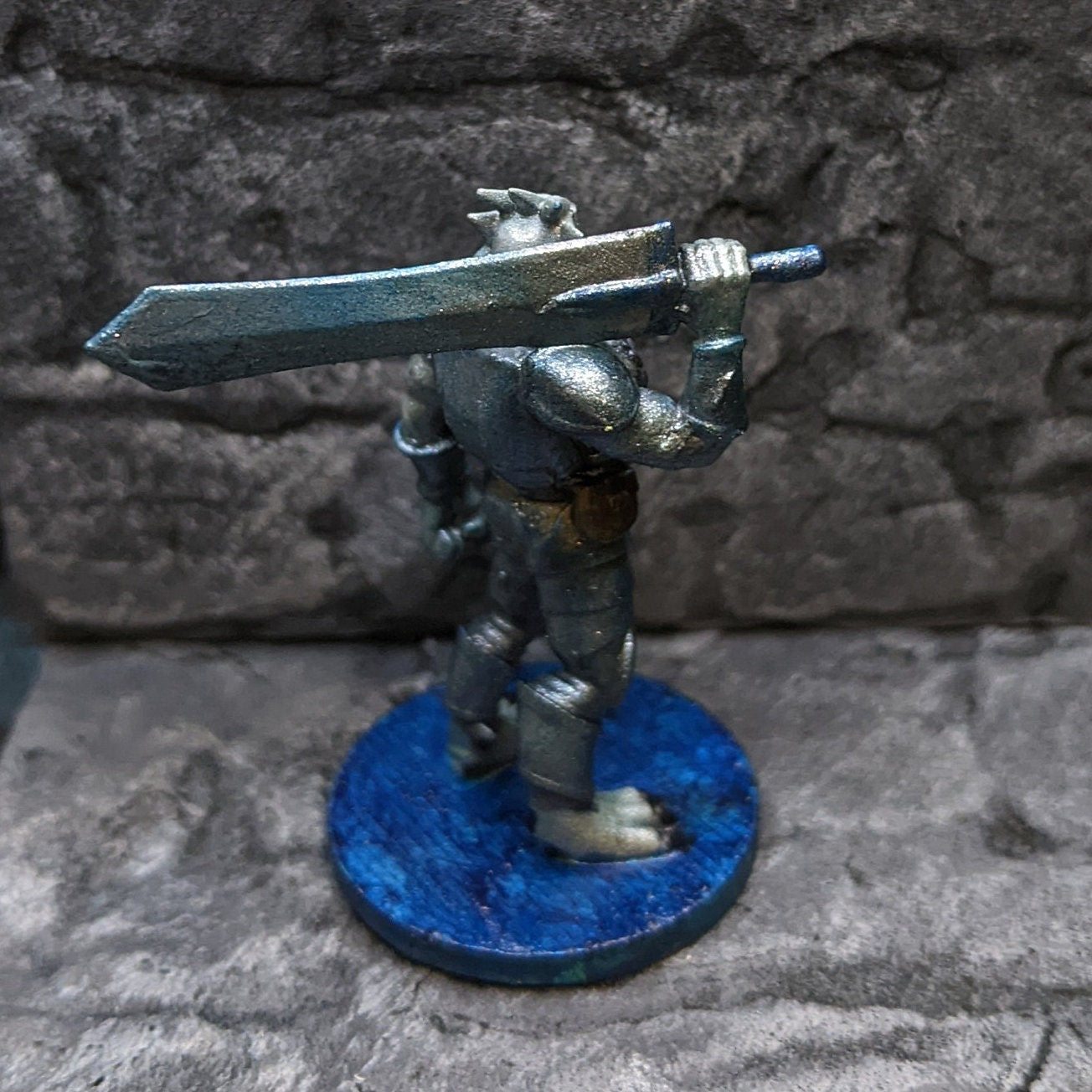 Dragonborn with Chainmail and Greatsword Miniature